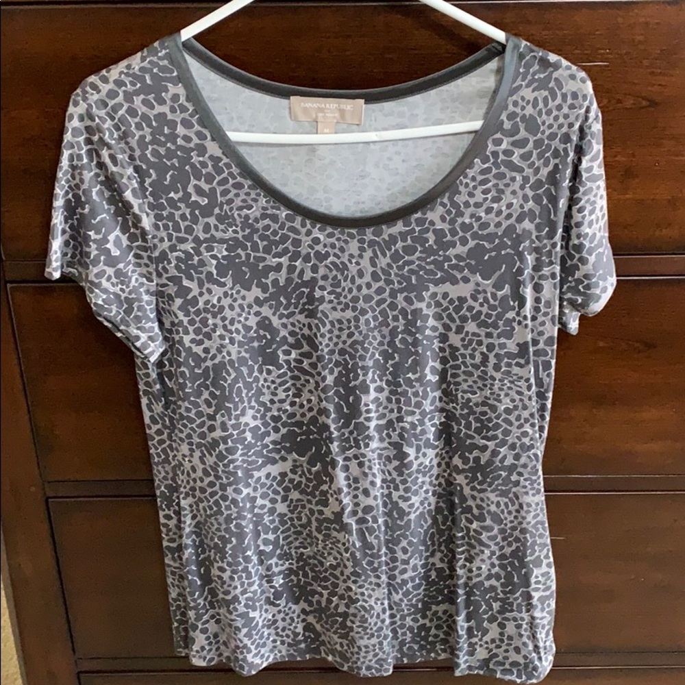 NWOT Banana Republic Animal Print Top